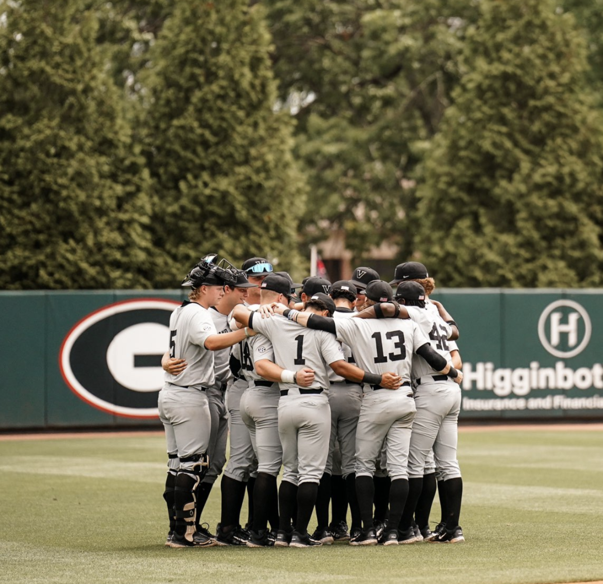 Vanderbilt baseball huddles ahead of the third and final game of its series against Georgia, as photographed on May 5, 2024. (Vanderbilt Athletics)